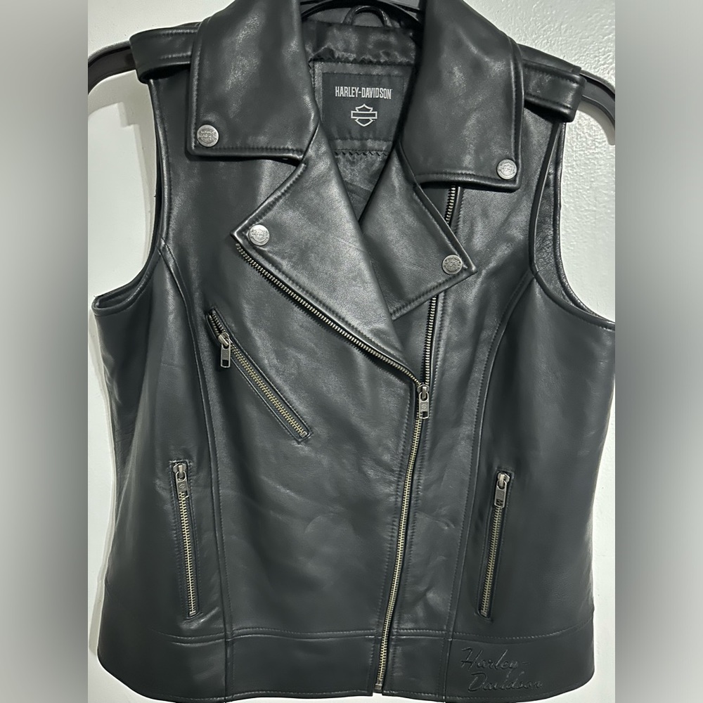 Harley Davidson customize leather vest!